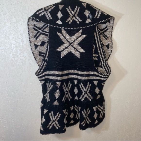 Reversible Knit Cardigan Sweater Vest - Picture 4 of 6